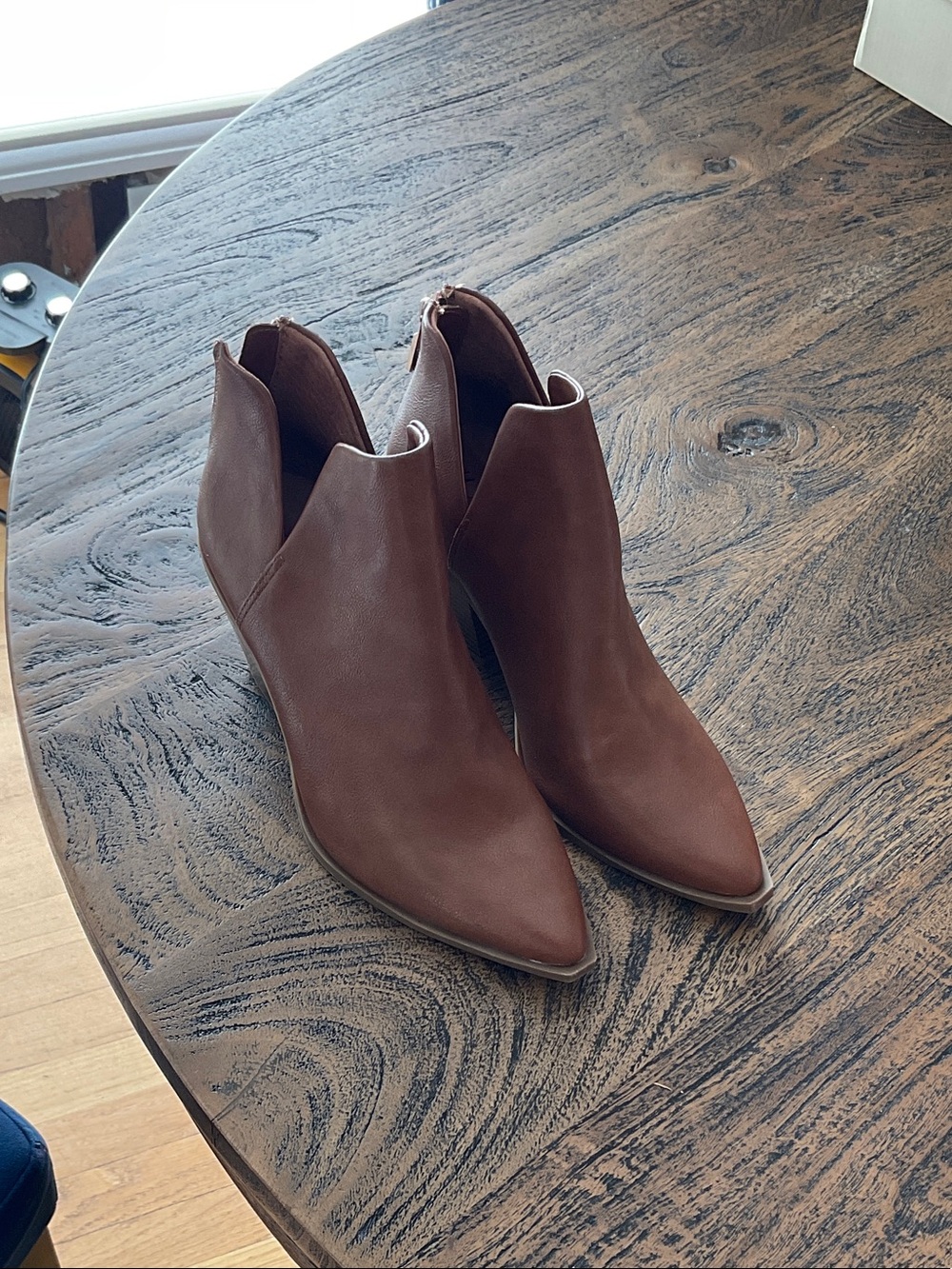 Wild Pair Women's Brown Pointed Ankle Booties